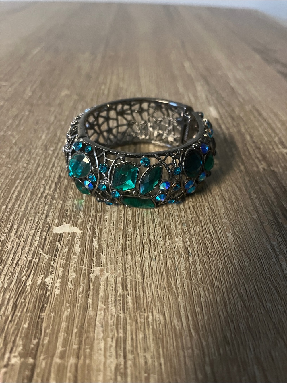 Emerald Green Filigree Crystal Bangle Bracelet